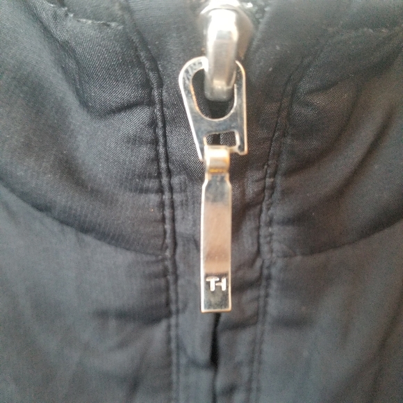 Tommy Hilfiger black golf jacket - Picture 5 of 8